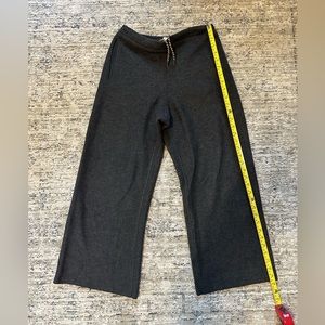 XS Billy Reid Polyester/Wool Capris- Charcoal